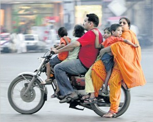 Pakistan-Bike-Family-450x360